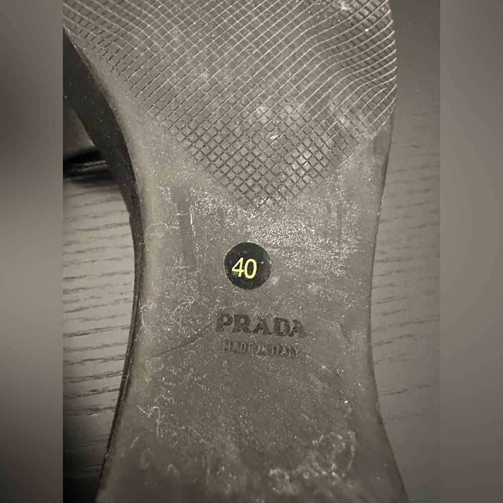 PRADA Sport Leather flip flops. SZ 40 - Picture 12 of 12